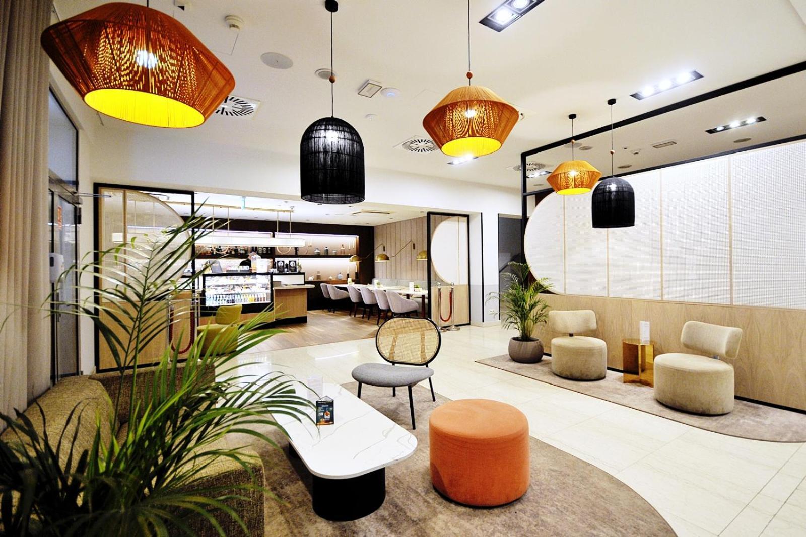 118 W Pieciogwiazdkowym Hotelu Plaza 200 M Dobruk Apartamenty Prywatny * Kolobrzeg