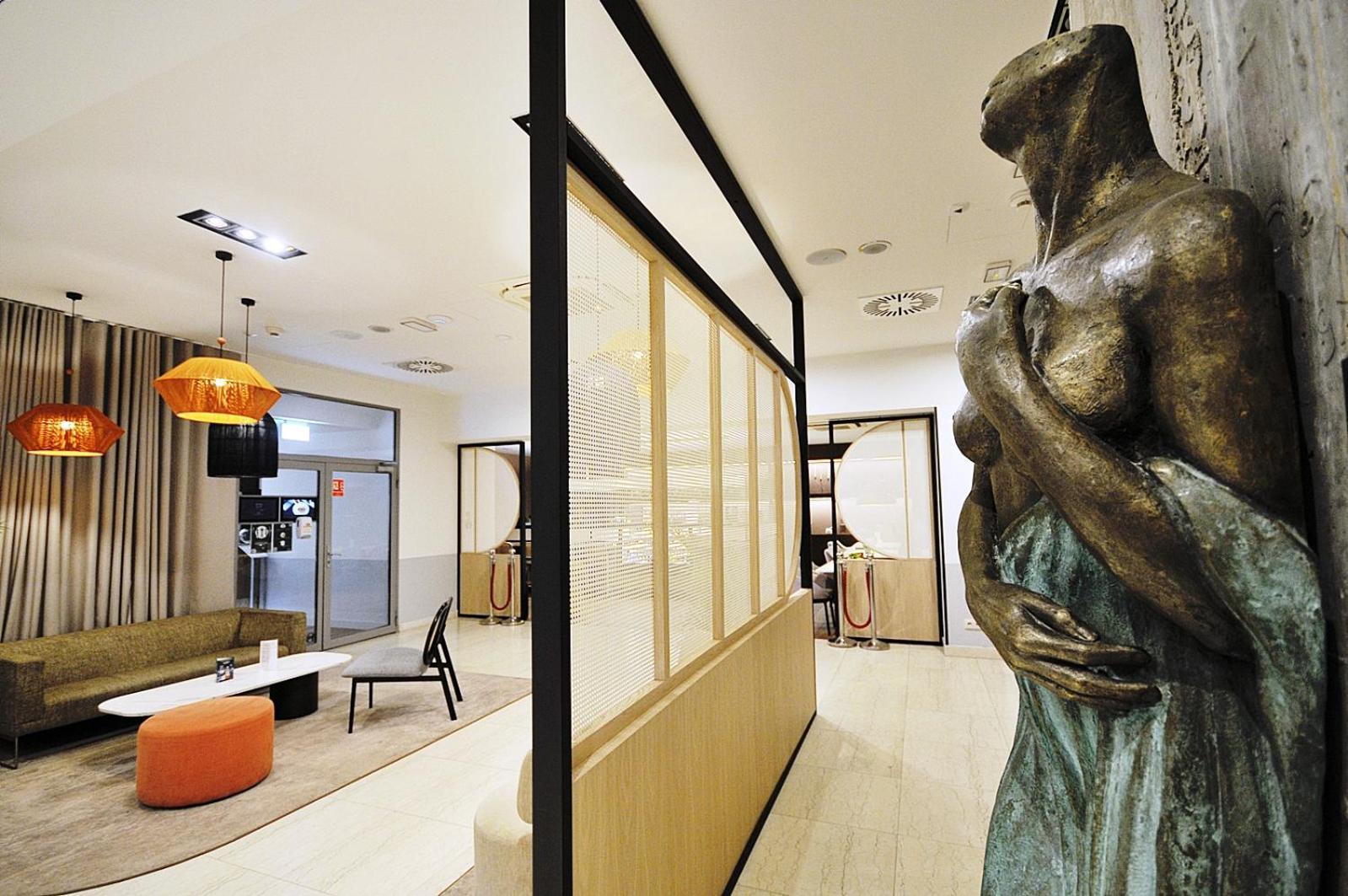 118 W Pieciogwiazdkowym Hotelu Plaza 200 M Dobruk Apartamenty Prywatny *