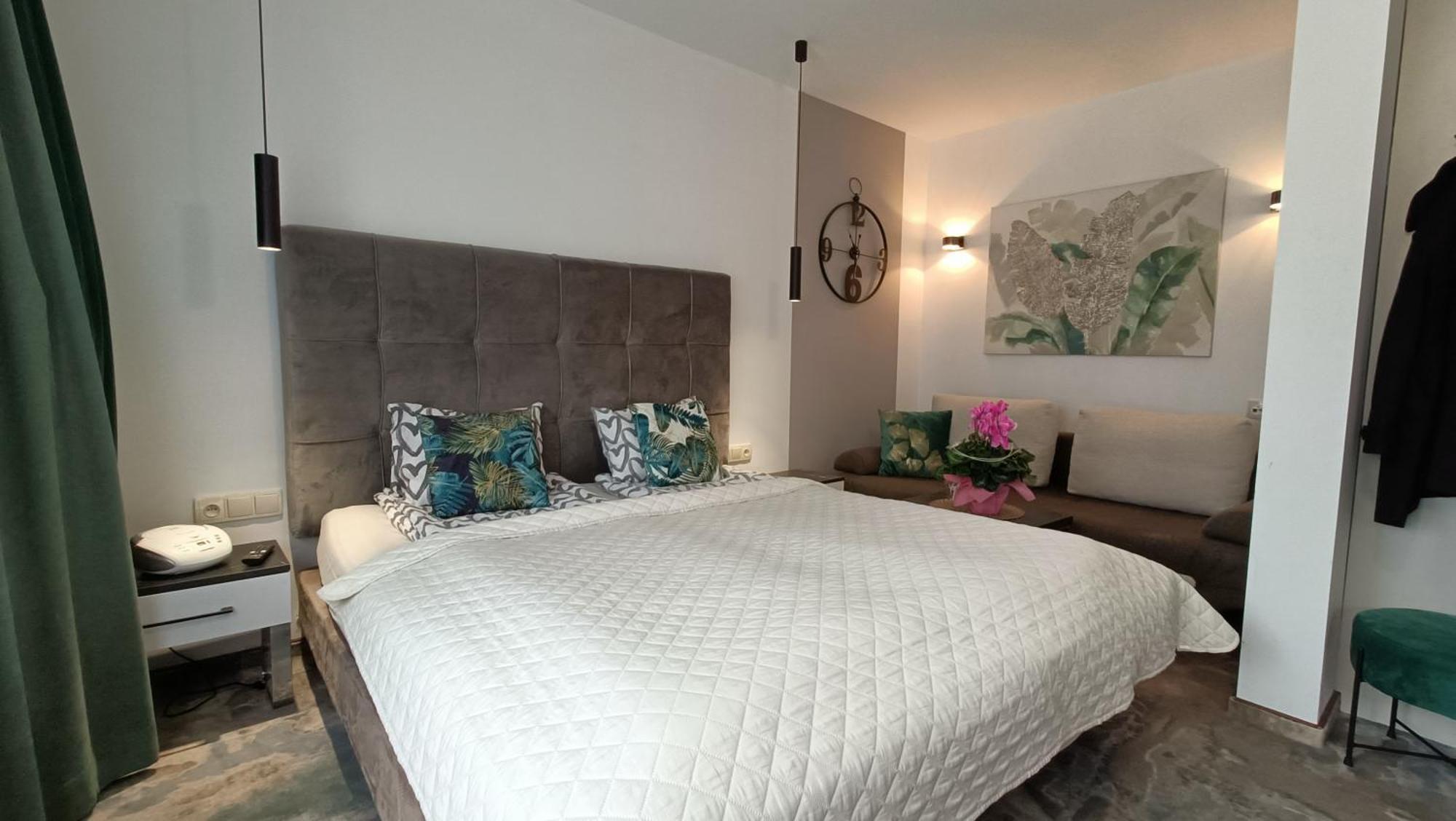 118 W Pieciogwiazdkowym Hotelu Plaza 200 M Dobruk Apartamenty Prywatny * Kolobrzeg