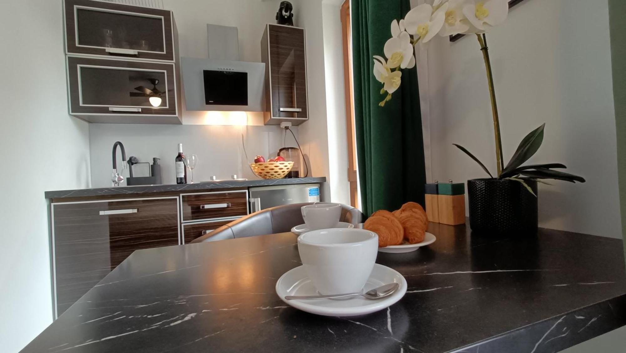 118 W Pieciogwiazdkowym Hotelu Plaza 200 M Dobruk Apartamenty Prywatny *