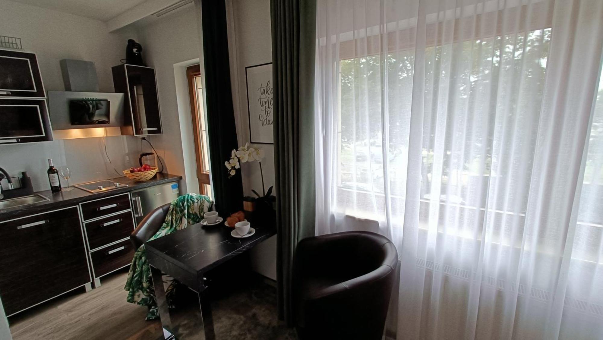 118 W Pieciogwiazdkowym Hotelu Plaza 200 M Dobruk Apartamenty Prywatny Kolobrzeg
